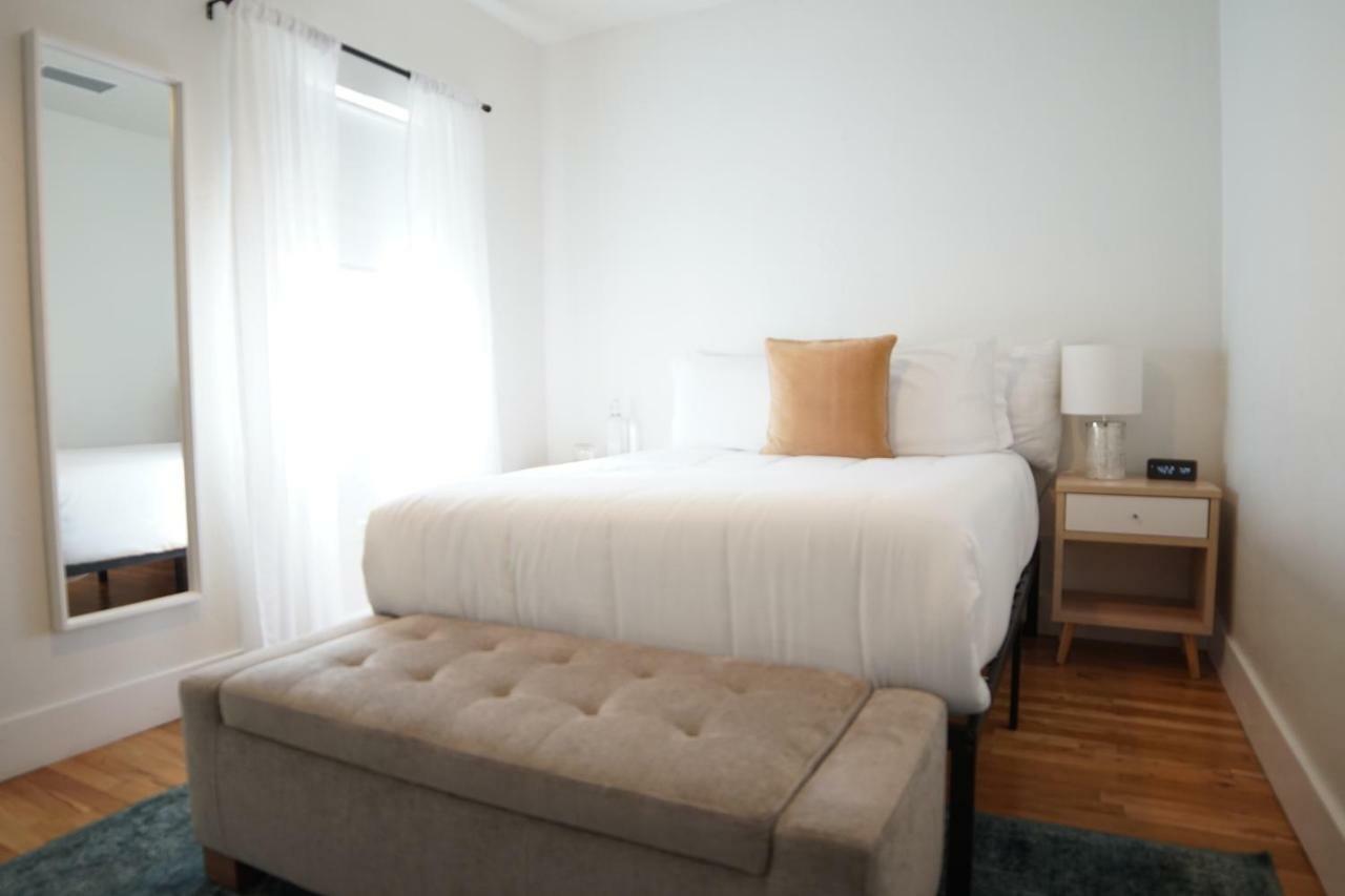 The Copper Door B&B Miami Bagian luar foto